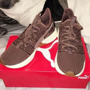 Puma sneakers NWT